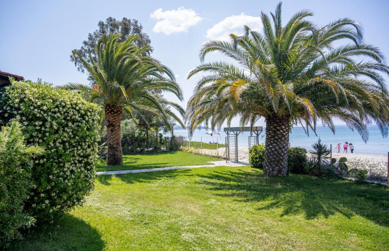 Παραθαλάσσια Βίλα Neos Marmaras Exterior photo